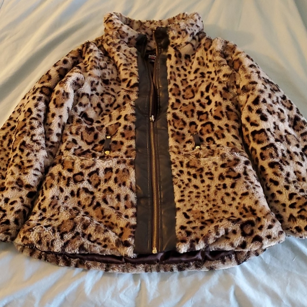 Girls Leapord print fur coat